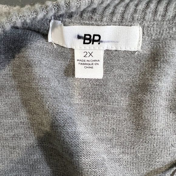 NWOT BP Long Sleeve Crop Henley in Grey Heather (2X) - Picture 9 of 12